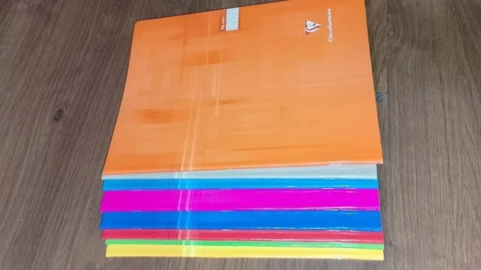 Lot de 8 cahiers Clairefontaine 24x32 cm neuf